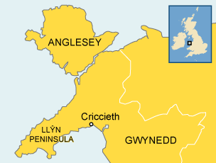 Criccieth is located on the Llŷn Peninsula in north Wales, at the western edge of Snowdonia National Park.